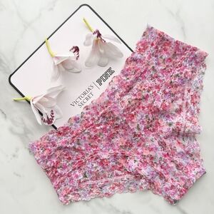 NWT VICTORIA'S SECRET THE LACIE POSEY LACE CHEEKY PANTY IN DELICATE VIOLET DITSY